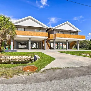 Holiday home Family-friendly Less Than 3 Mi To Ocean!, Tampa